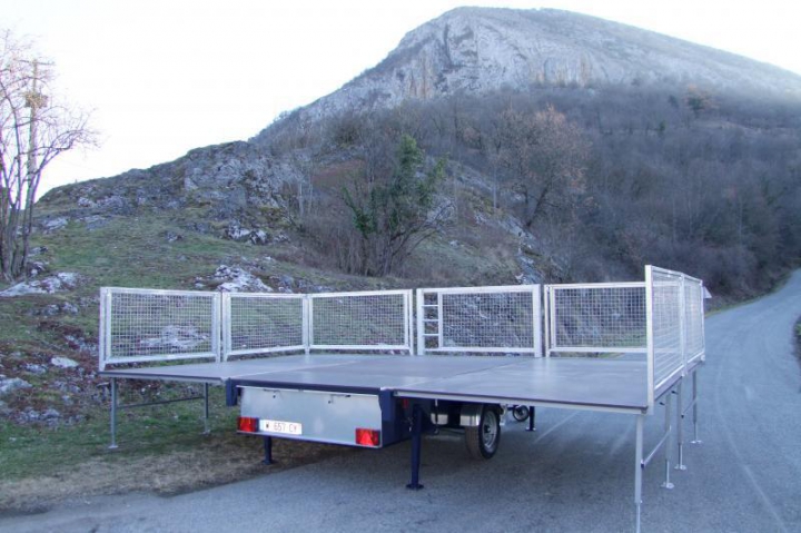 Podium utilisé avec possibilité d'extension